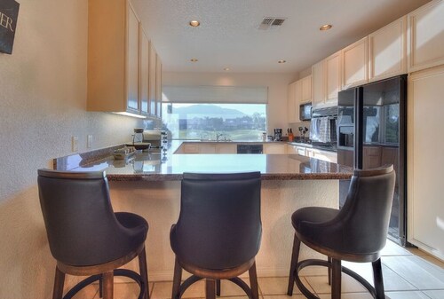 Mission Hills Country Club with Golf Course and Mountain Views