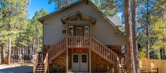 Magdalena Cottage on 1/2 acre