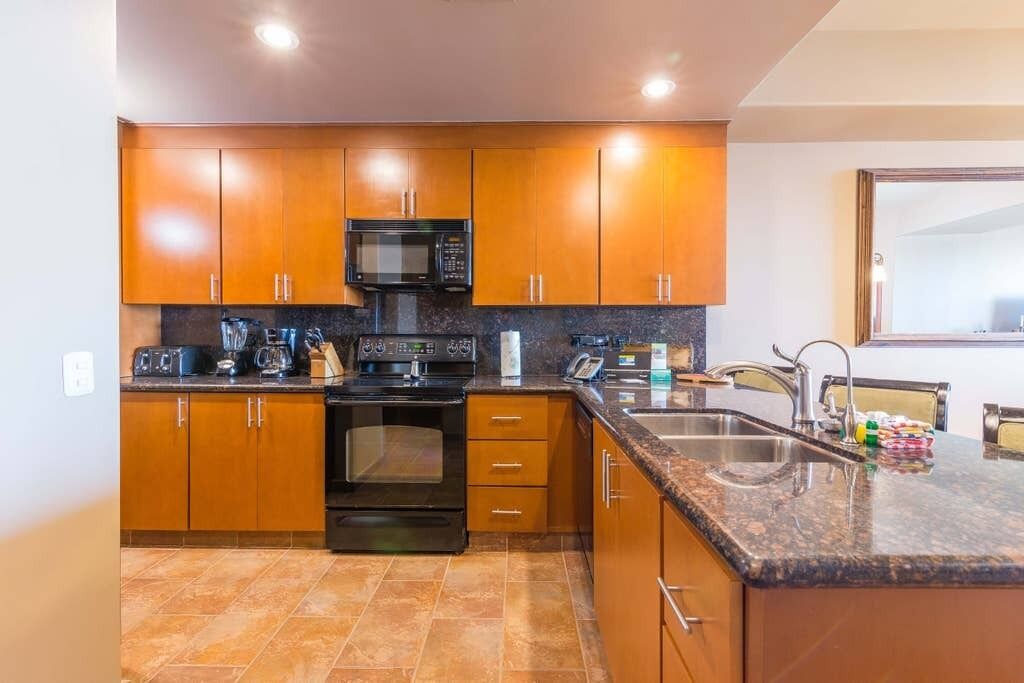 Cristal 705 Luxury Beach Condo With Breathtaking Ocean Views, Luxury Ocean Front Beach Condo at Las