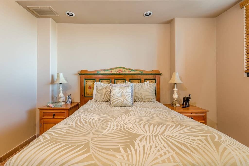 Cristal 705 Luxury Beach Condo With Breathtaking Ocean Views, Luxury Ocean Front Beach Condo at Las