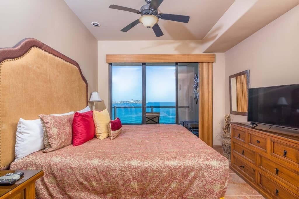 Cristal 705 Luxury Beach Condo With Breathtaking Ocean Views, Luxury Ocean Front Beach Condo at Las