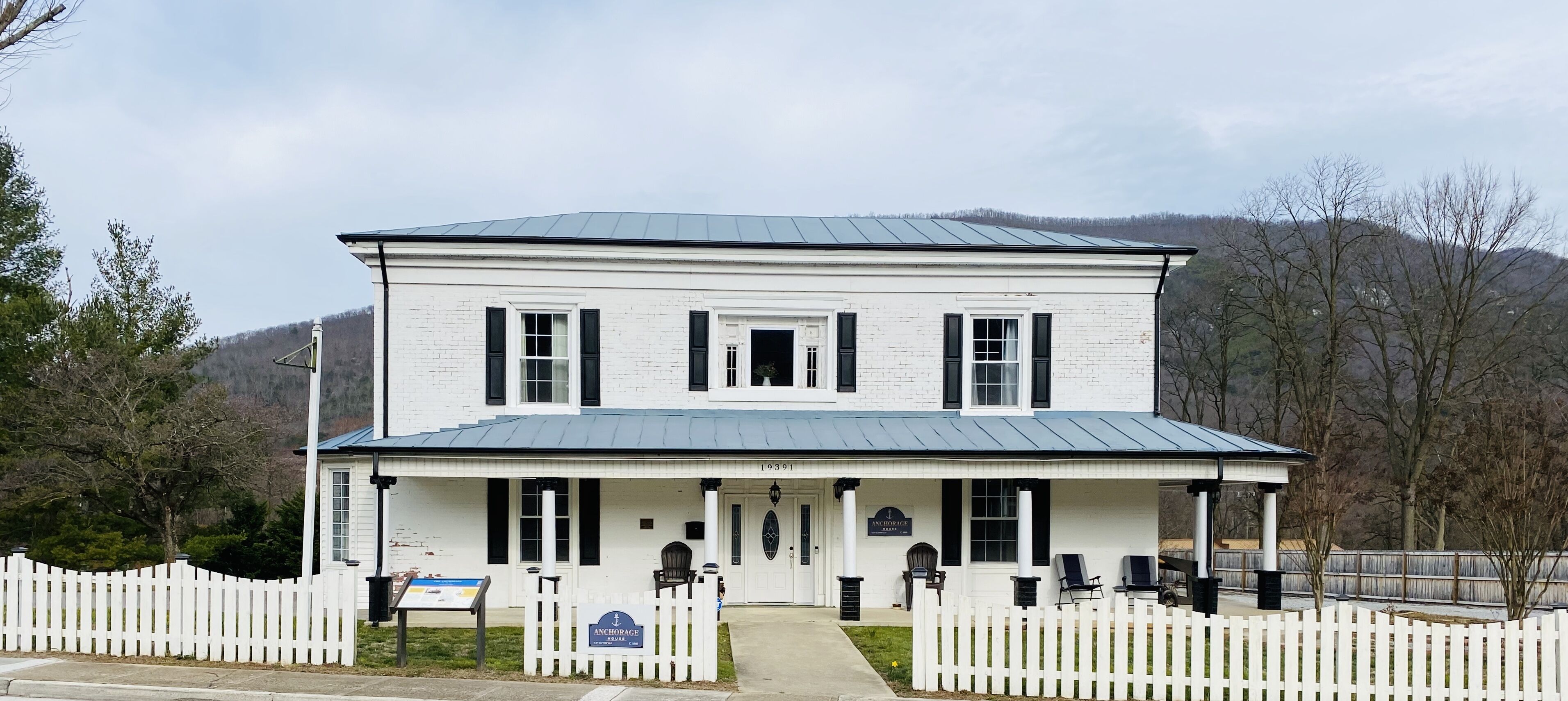 1840c Historic Anchorage House