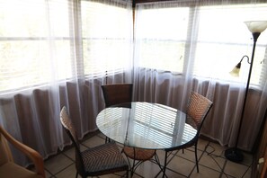 House, Multiple Beds, Private Pool, Pool View | Private kitchen