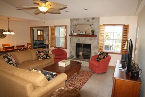 40 吋電視連數碼電視頻道