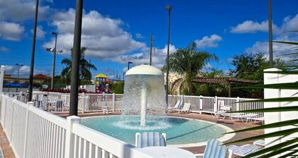 3BD 21.-28.12. Orlando-loma 8 hengelle Villasissa Fortune Place -lomakeskuksessa