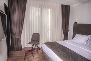 Minibar, in-room safe, desk, blackout curtains