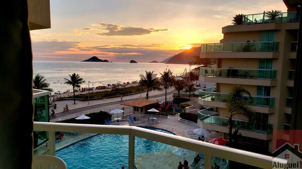 Piscina interna, piscina externa