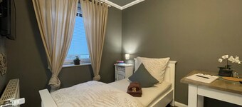 Eén appartement Pure op de kerstmarkt Phantasialand en Köln Messe Bonn