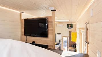 1 habitación, escritorio, tabla de planchar con plancha y wifi gratis