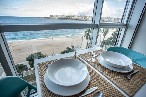 BEL APPARTEMENT FRONT PLAYA RIAZOR