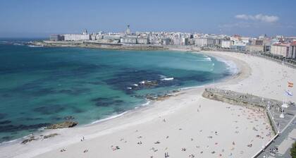 BEL APPARTEMENT FRONT PLAYA RIAZOR