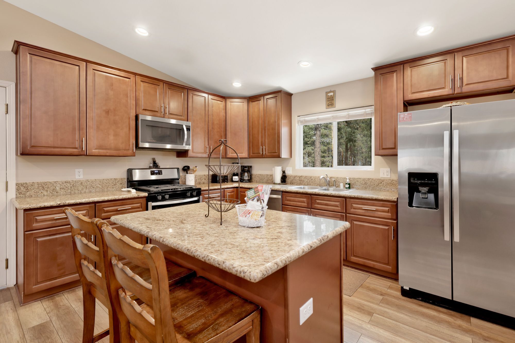 Kitkats Hideaway Big Bear~ Hot Tub~ Games~ Central