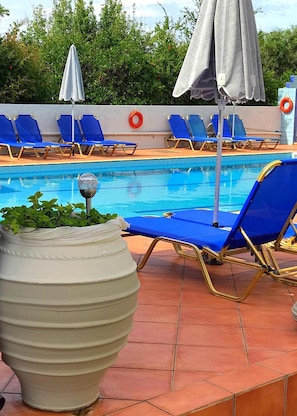 Outdoor pool - Maria Hotel (Agios Nikolaos)