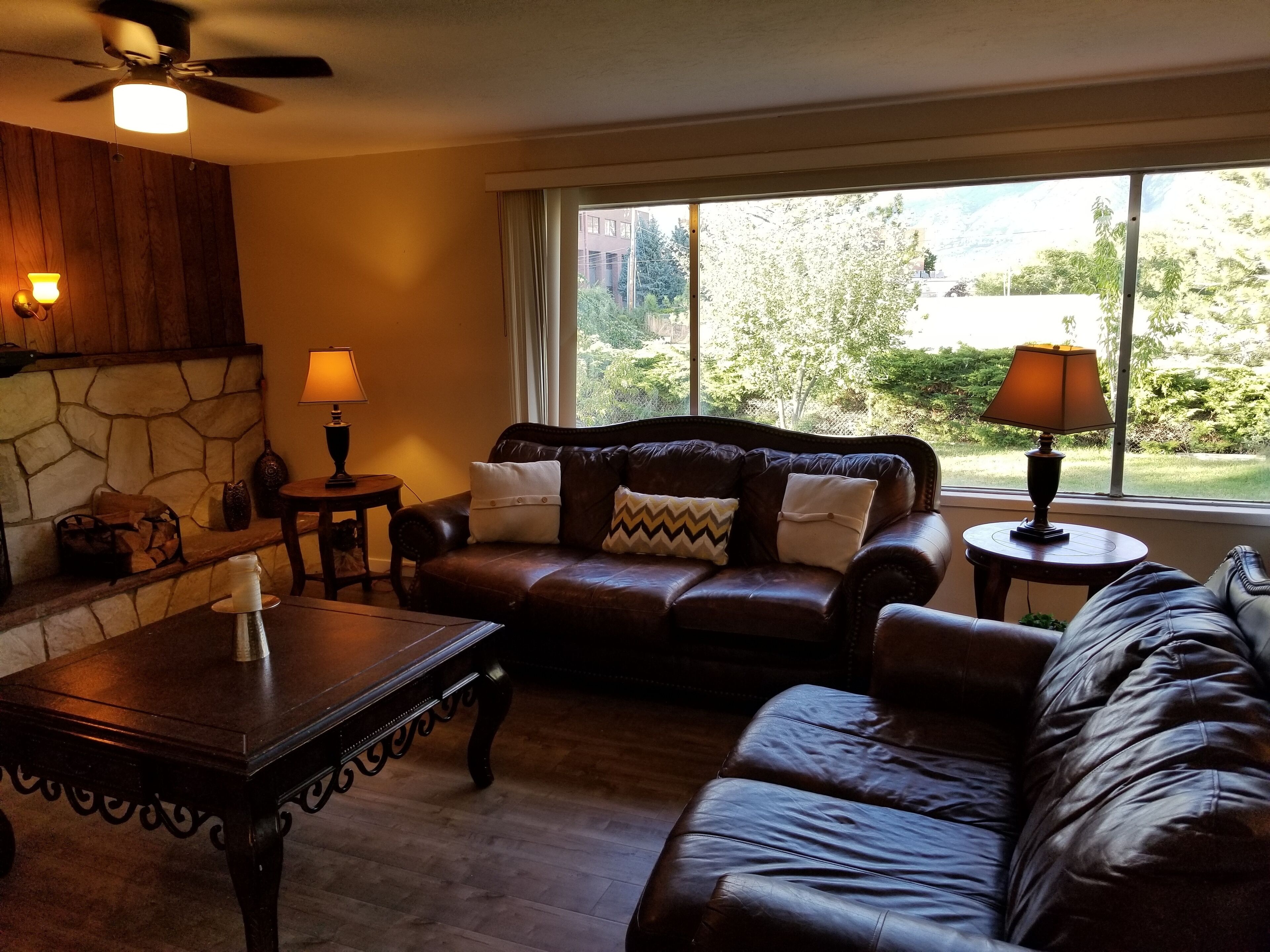 Home in the Heart of Orem/Provo-5 Bedrooms 2 Bath (Edit listing) Orem