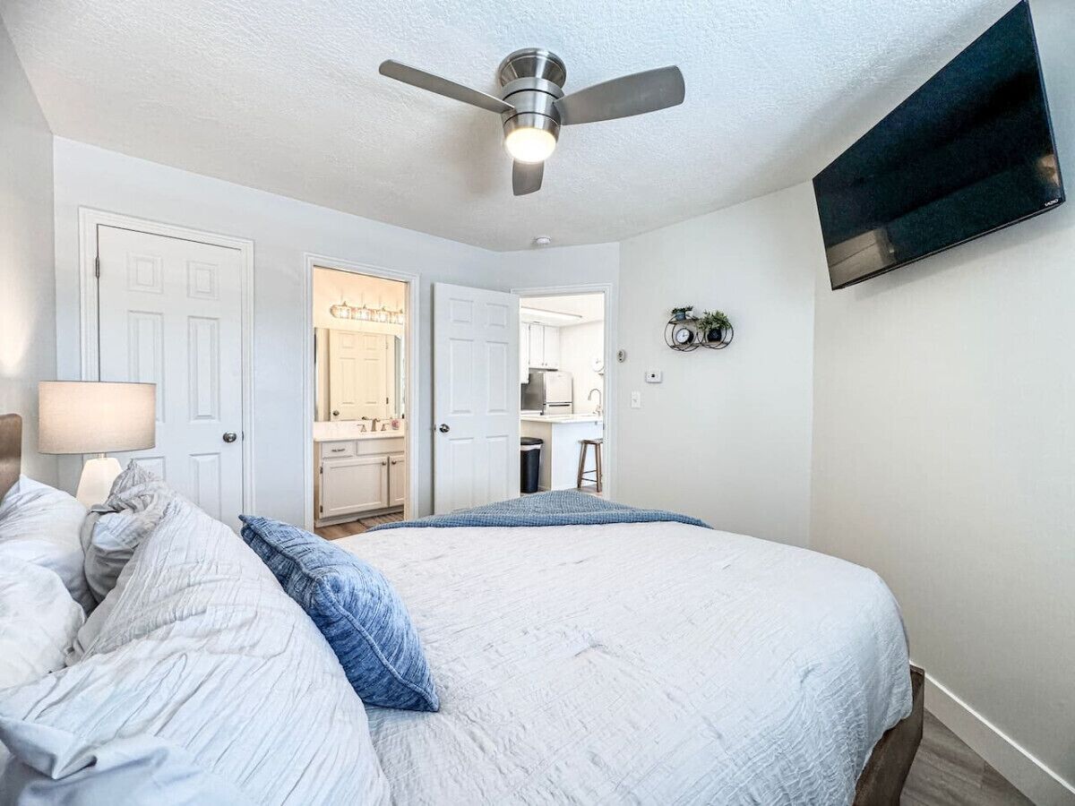 1 bedroom, free WiFi, bed sheets