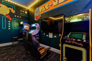 Game room - Built For Vacation | South-Facing, Large Screen Pool, Splash Pad, Game,Movie Room (Four Corners)