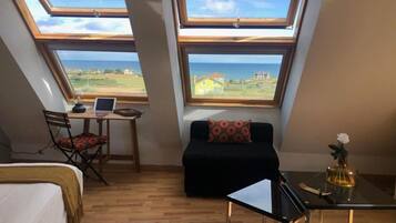 1 chambre, bureau, fer et planche à repasser, Wi-Fi gratuit