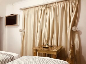 9 chambres, Wi-Fi