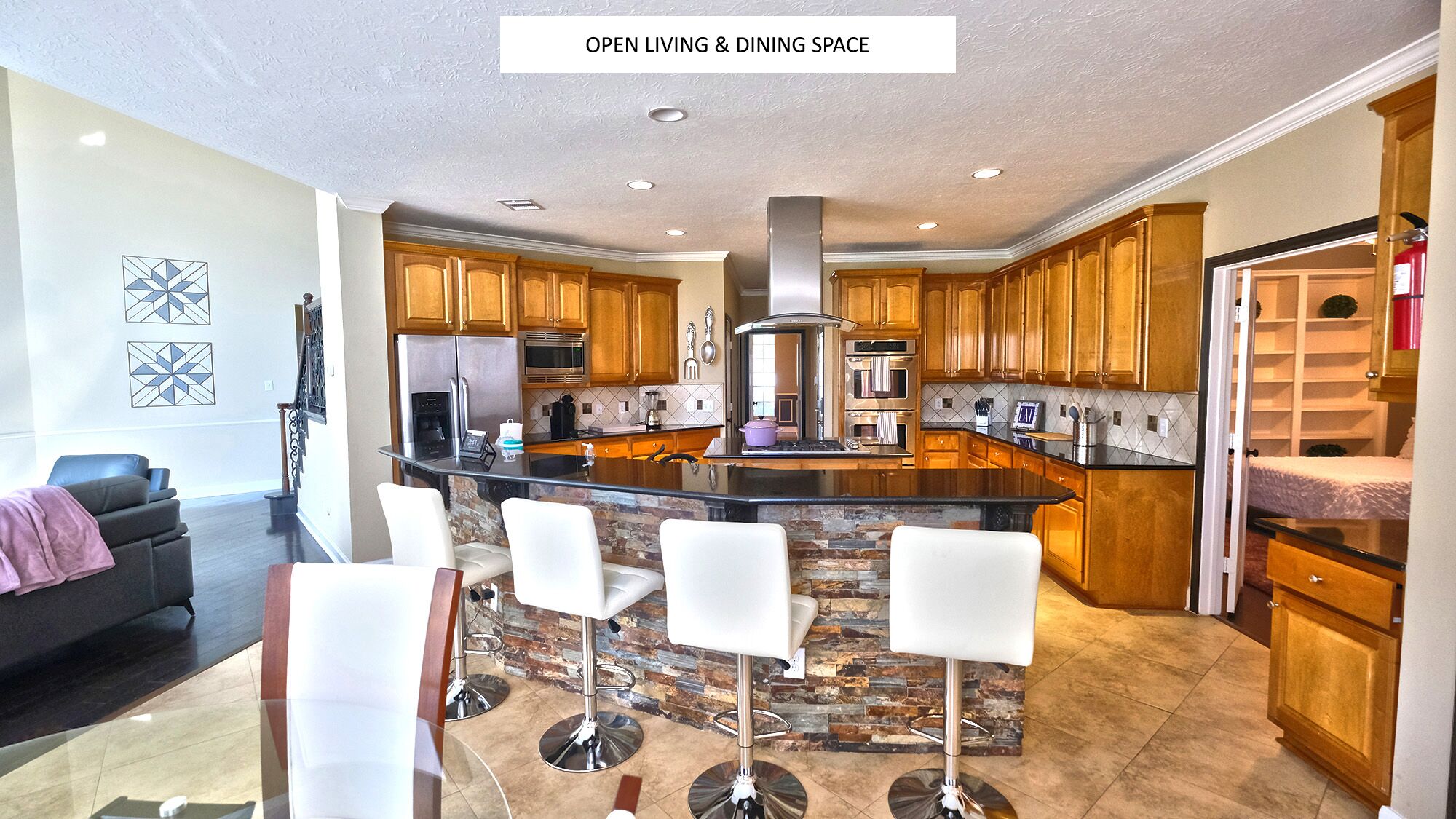 Eagle.Cedar❤️ A HOUSE AS BIG AS TEXAS 4"