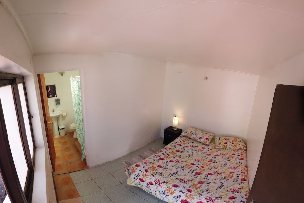 Comfort Double Room | Iron/ironing board (on request), bed sheets