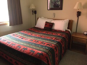 2 chambres, fer et planche à repasser, Wi-Fi, literie fournie