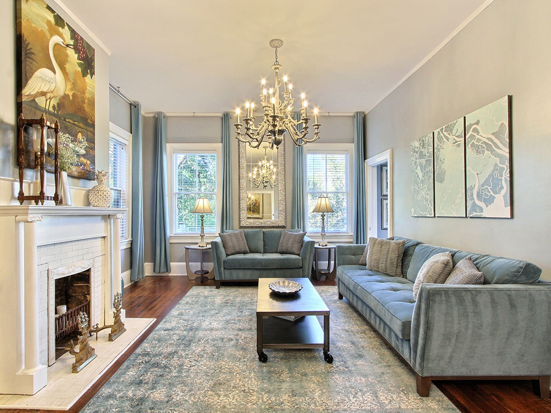 Elegant Home Near Forsyth | Heated Pool Access | Southern Hall Upper By Southern Belle Savannah