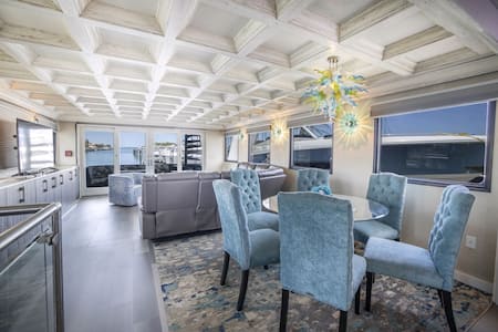 South Pasadena House boat