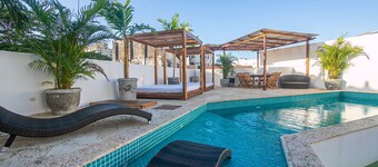 15 Bedroom Villa in the Old City