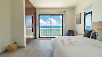 3 bedrooms, in-room safe, iron/ironing board, free WiFi