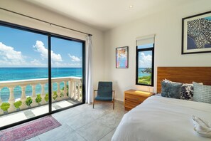 3 bedrooms, in-room safe, iron/ironing board, free WiFi