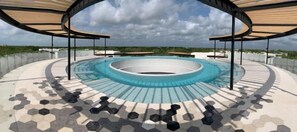 Appartement Deluxe, 1 très grand lit | Piscine