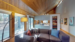 Unclassified image, 3 of 35, button - Family Mountain Chalet (Truckee)