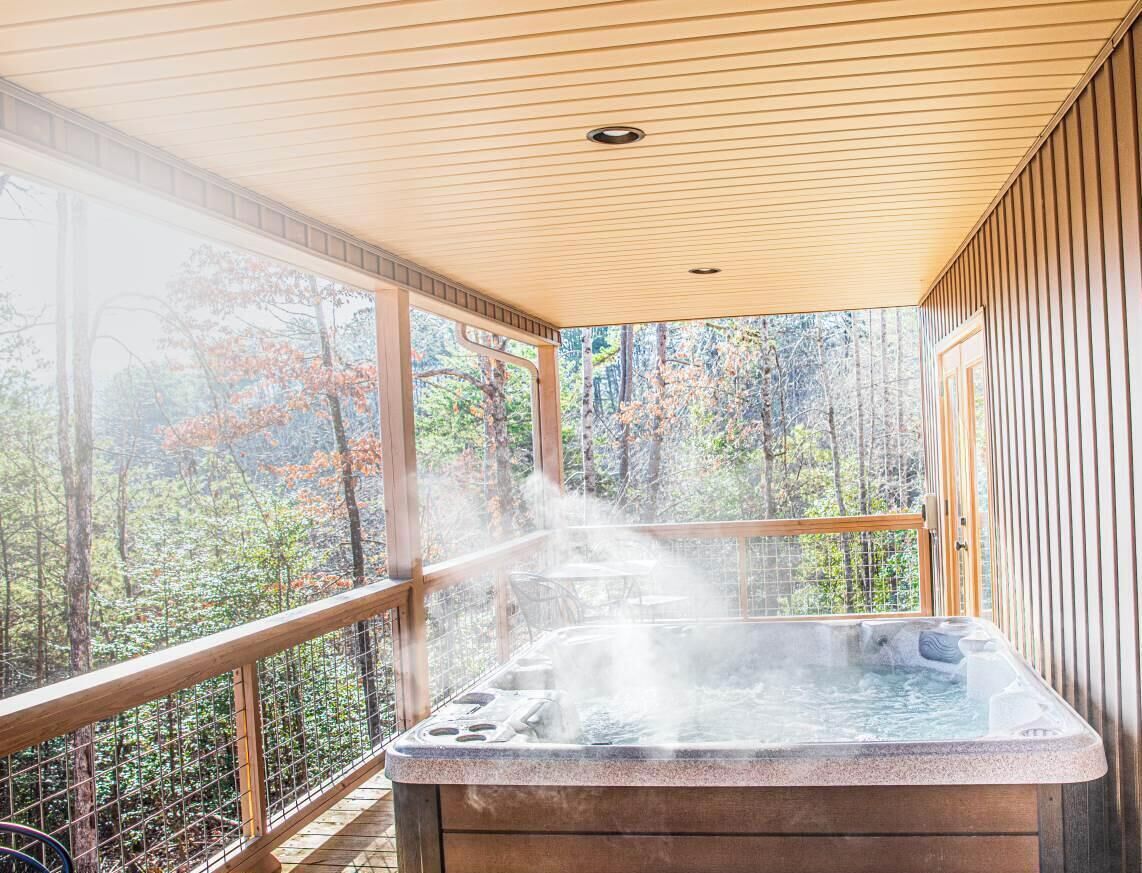 Outdoor spa tub