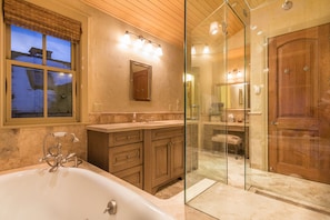 Bathroom - 211 A South OAK - Luxury Home, Downtown Telluride, Great Location, Steps Away From the Gondola! (Telluride)