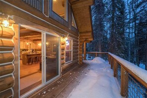 House, 2 Queen Beds (FOX FARM RETREAT) | Balcony - FOX Farm Retreat (Telluride)