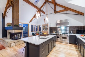 Ferienhaus, 6 Schlafzimmer | Eigene Küche | Kühlschrank, Mikrowelle, Wasserkocher mit Kaffee-/Teezubehör