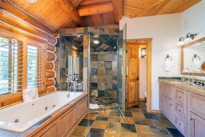 House, Multiple Beds (SLOPESIDE LODGE) | Bathroom - Slopeside Lodge (Telluride)