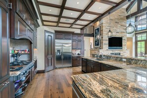 Condo, Multiple Beds (TELEMARK TOWER)