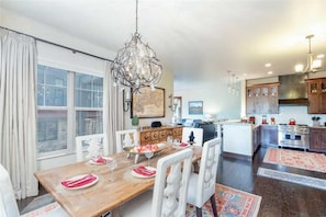 Appartement, Plusieurs lits (CASSIDY RIDGE C301- FAWNS LEAP) | Cuisine privée | Réfrigérateur, four à micro-ondes, surface de cuisson, lave-vaisselle