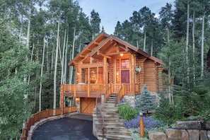 House, 4 Bedrooms | Exterior