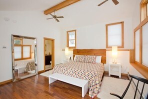 4 habitaciones, escritorio y wifi gratis