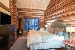 Townhome, 4 Bedrooms | 4 bedrooms, premium bedding, individually decorated - Prospect Falls by Exceptional Stays (Telluride)