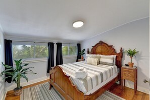 5 chambres, fer et planche à repasser, Wi-Fi, literie fournie
