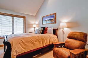 1 bedroom, premium bedding - Terraces 502 (Telluride)