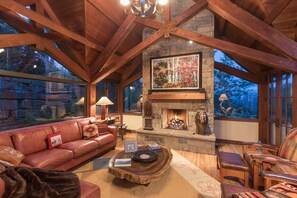 House, Multiple Beds (STONEGATE CHALET) | Living room | TV, fireplace, DVD player