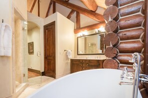 Stadtwohnung, 5 Schlafzimmer | Badezimmer | Haartrockner, Handtücher