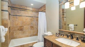 Apartment, Multiple Beds (TWO TRAILS - Luxury Home, Ski-in/Ski-) | Bathroom