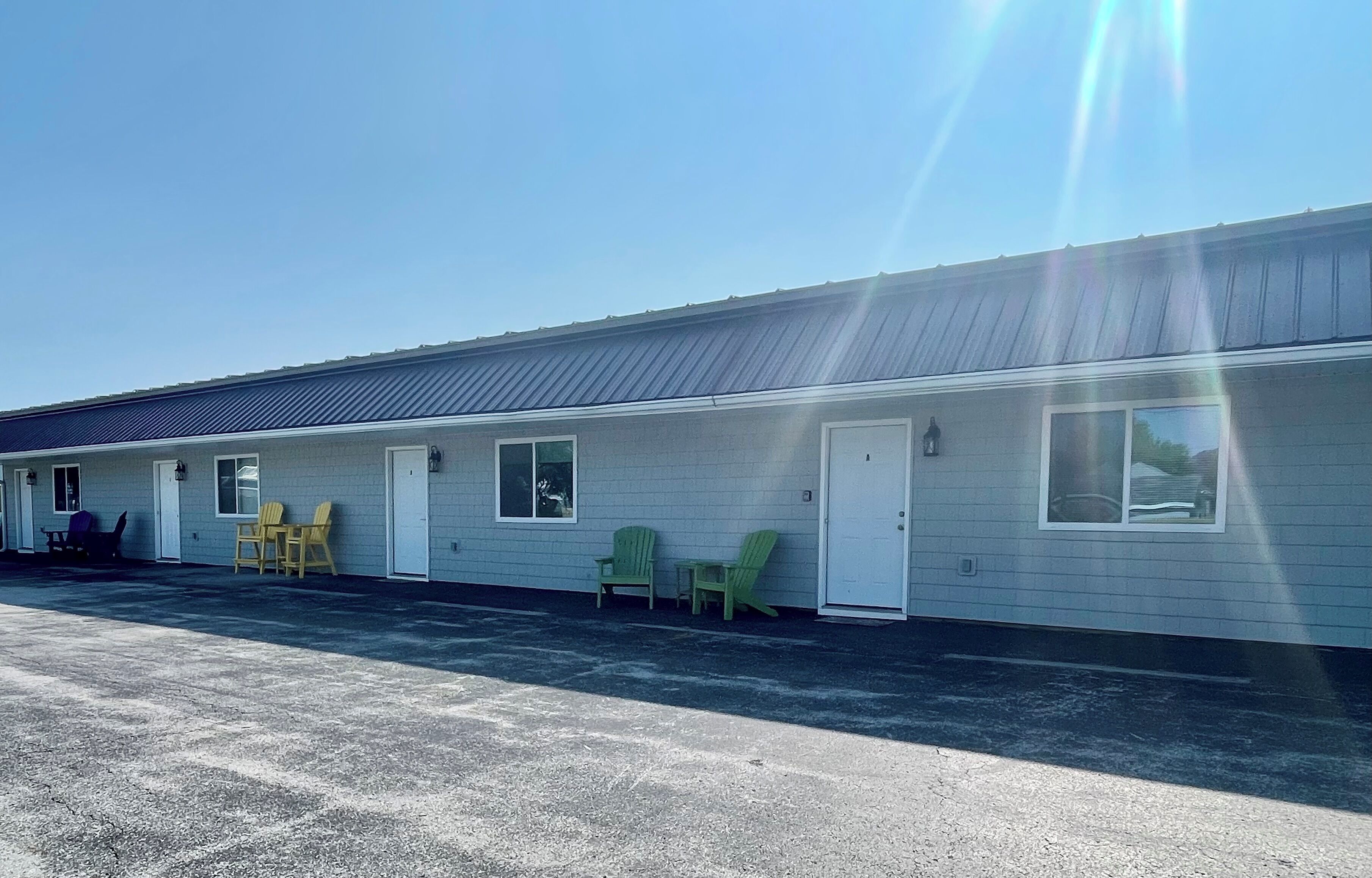 Our Boatyard Loft and Suites Unit A