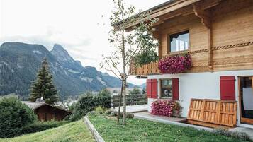 Villa, Multiple Beds (Chalet Isabel Garden Residence) | Exterior