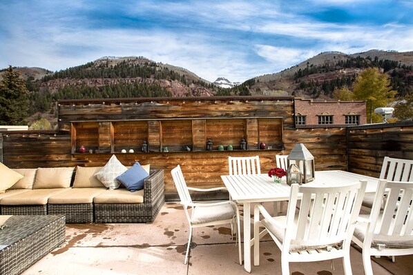 Condo, 4 Bedrooms | Balcony
